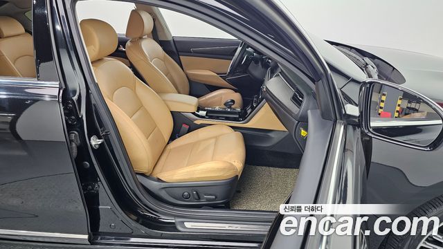 Kia K7 2020 — photo 10