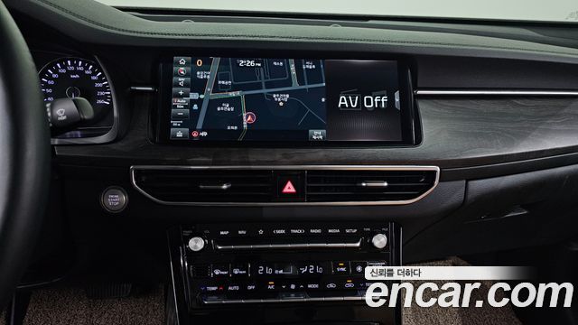 Kia K7 2020 — photo 13