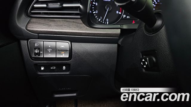 Kia K7 2020 — photo 17