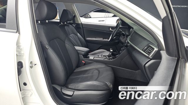 Kia K5 2020 — photo 16