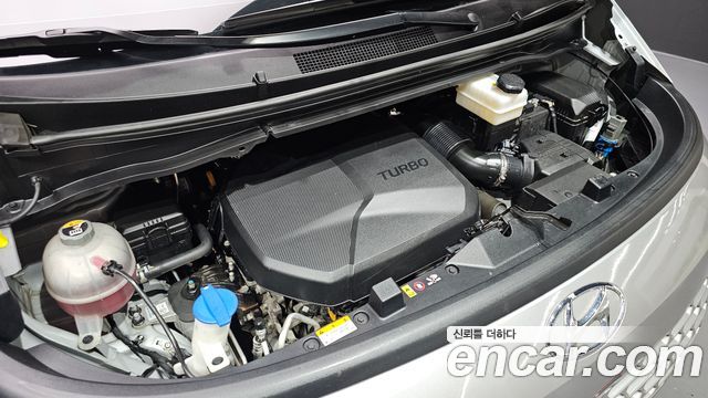 Hyundai Staria 2023 — photo 6