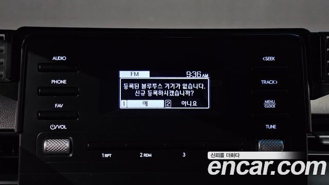 Hyundai Staria 2023 — photo 16
