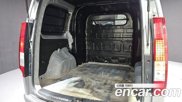 Hyundai Staria 2023 — photo 20