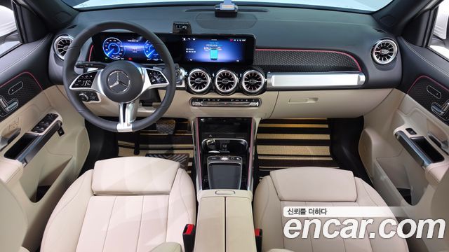 Mercedes-Benz EQB 2026 — photo 10