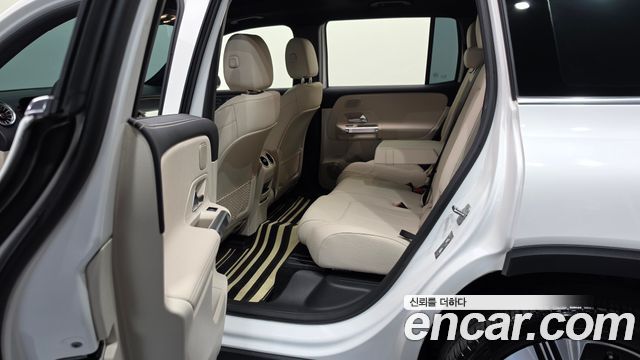 Mercedes-Benz EQB 2026 — photo 16