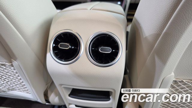 Mercedes-Benz EQB 2026 — photo 30
