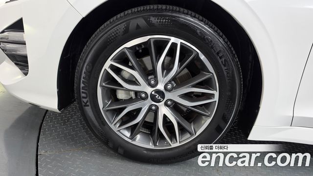 Kia K5 2023 — photo 5