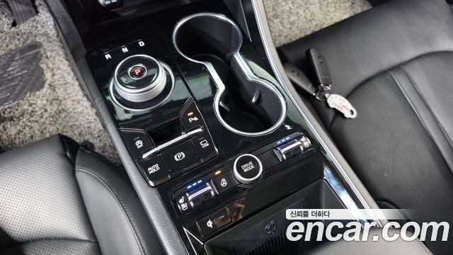 Kia K5 2023 — photo 12