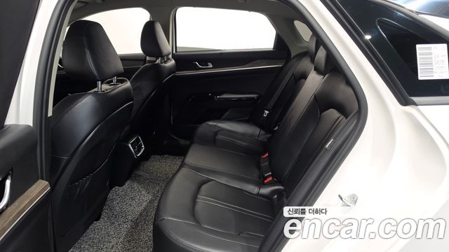 Kia K5 2023 — photo 17