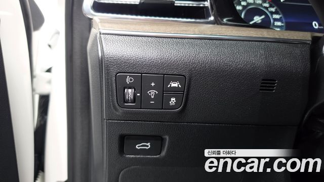 Kia K5 2023 — photo 28