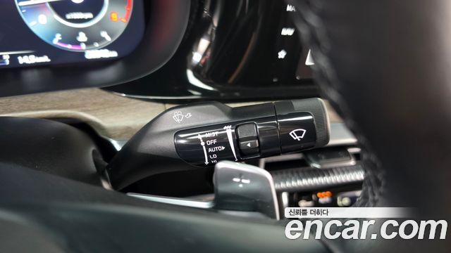 Kia K5 2023 — photo 29