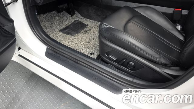 Kia K5 2023 — photo 34