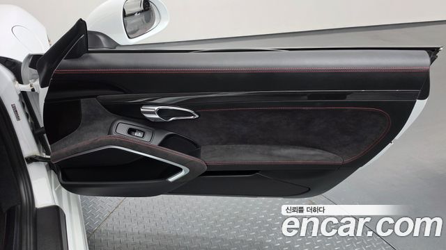 Porsche Boxster 2016 — photo 15