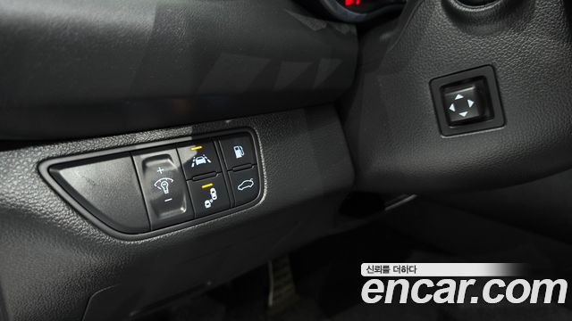 Genesis G70 2018 — photo 20