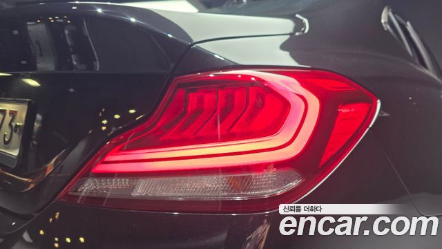 Genesis G70 2018 — photo 9