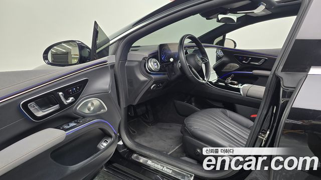 Mercedes-Benz EQS 2022 — photo 13