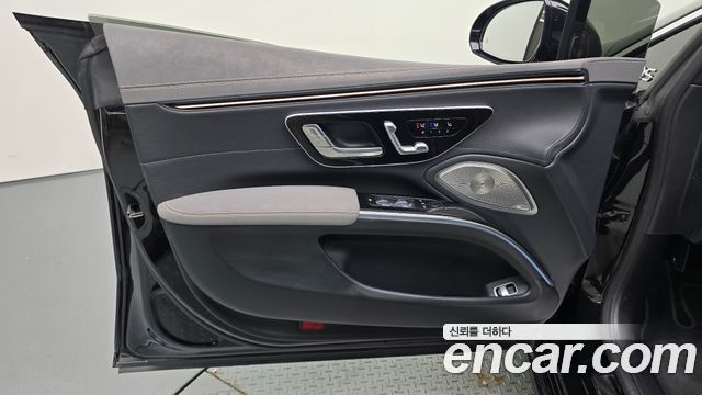 Mercedes-Benz EQS 2022 — photo 14