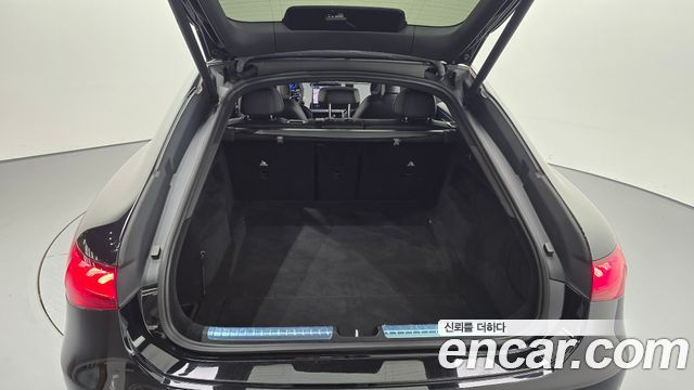 Mercedes-Benz EQS 2022 — photo 31