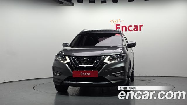 Nissan X-Trail 2018 — photo 3