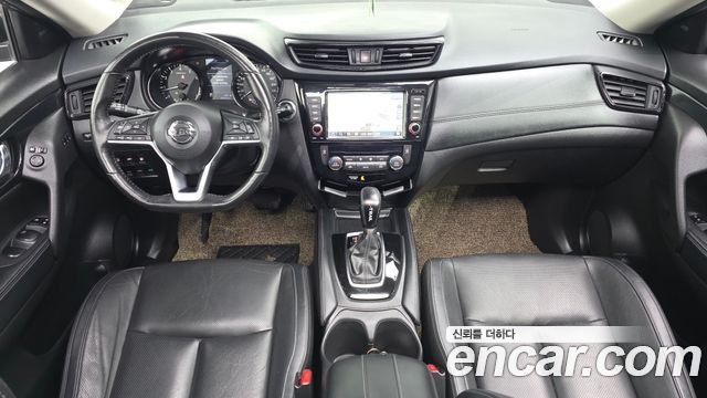 Nissan X-Trail 2018 — photo 10