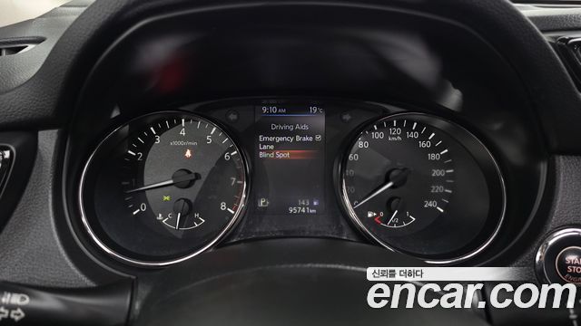 Nissan X-Trail 2018 — photo 11