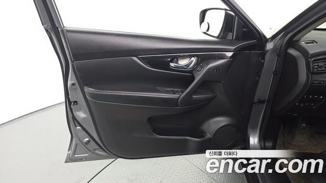 Nissan X-Trail 2018 — photo 14
