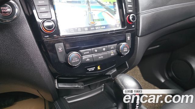 Nissan X-Trail 2018 — photo 30