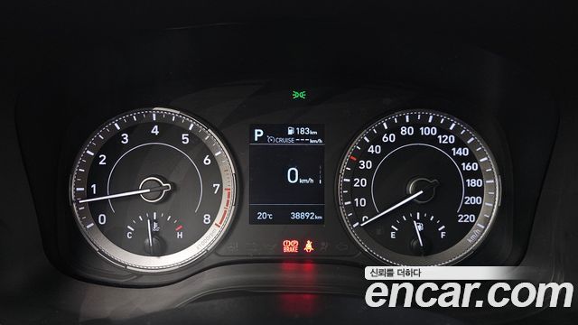 Hyundai Venue 2022 — photo 11