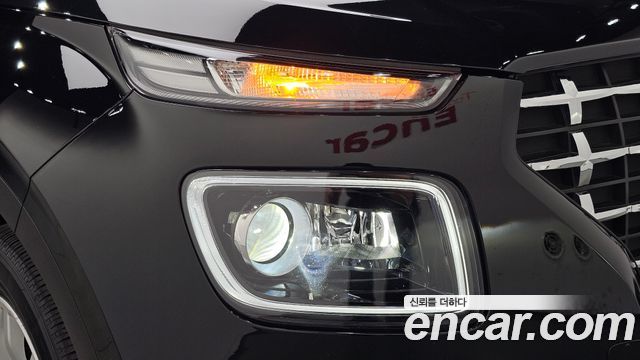 Hyundai Venue 2022 — photo 8