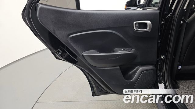 Hyundai Venue 2022 — photo 15