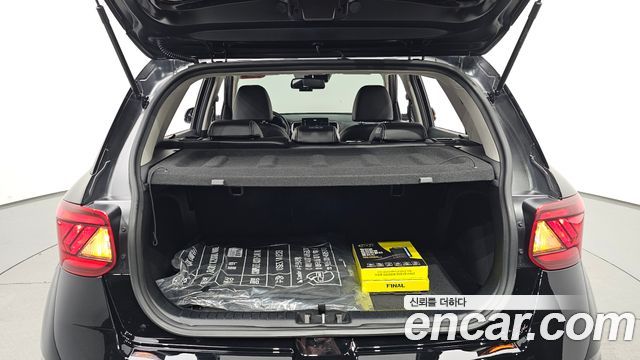 Hyundai Venue 2022 — photo 30