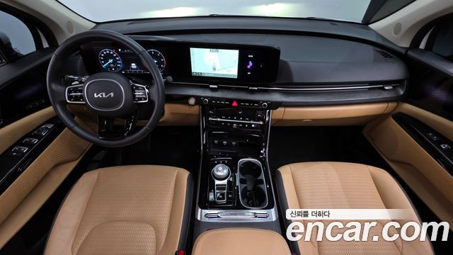 Kia Canival 2023 — photo 7