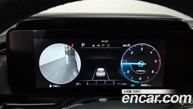 Kia Canival 2023 — photo 8