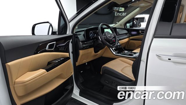 Kia Canival 2023 — photo 10
