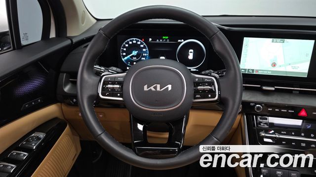 Kia Canival 2023 — photo 13