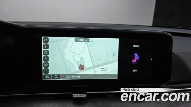 Kia Canival 2023 — photo 14