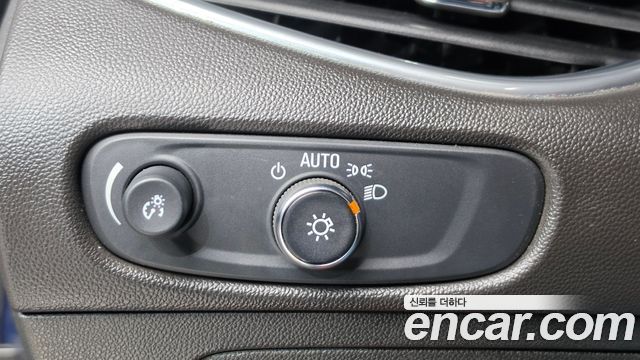 Chevrolet Korea Malibu 2018 — photo 18