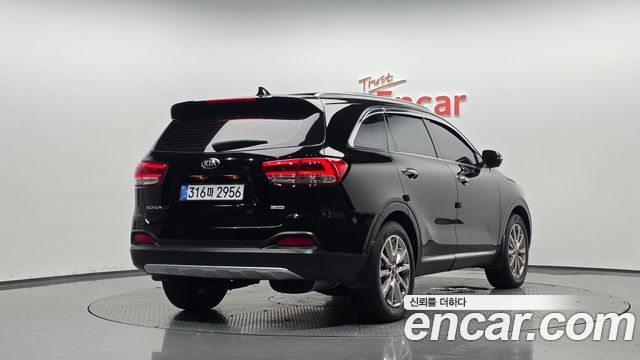 Kia Sorento 2016 — photo 2