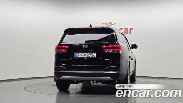 Kia Sorento 2016 — photo 4