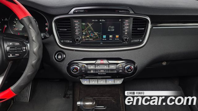 Kia Sorento 2016 — photo 21