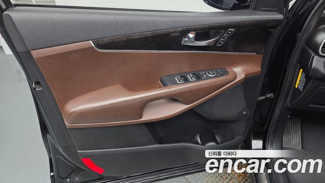 Kia Sorento 2016 — photo 14