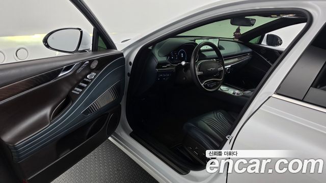 Genesis G80 2022 — photo 13