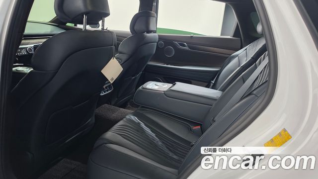 Genesis G80 2022 — photo 25