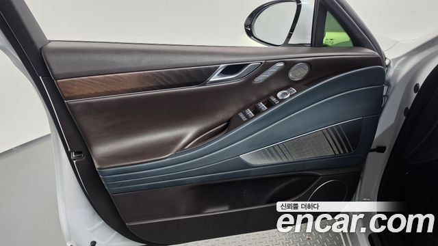 Genesis G80 2022 — photo 14