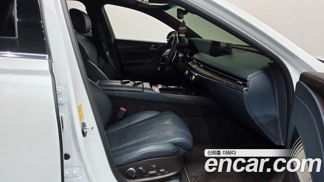 Genesis G80 2022 — photo 16