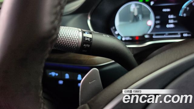 Genesis G80 2022 — photo 29