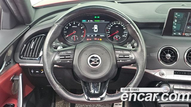 Kia Stinger 2020 — photo 11