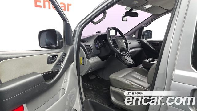 Hyundai Starex 2018 — photo 13
