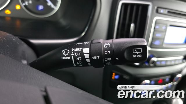 Hyundai Starex 2018 — photo 27
