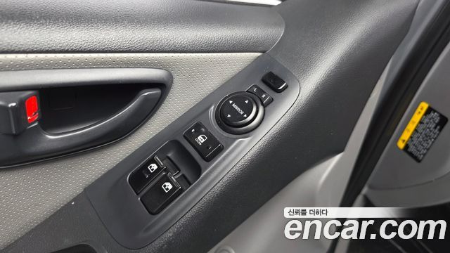 Hyundai Starex 2018 — photo 29